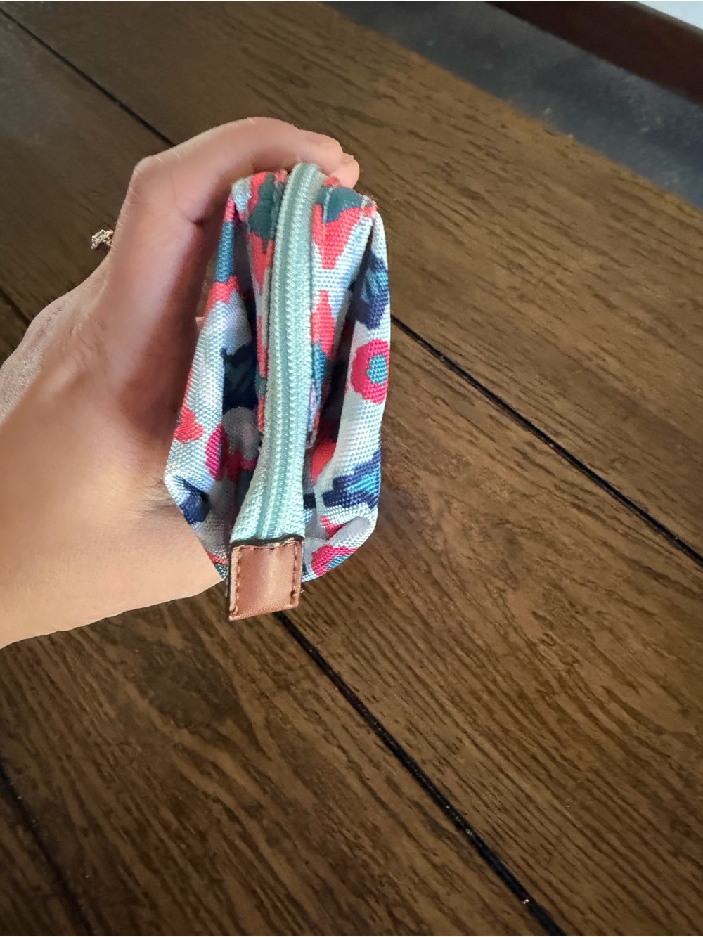 Vera Bradley Floral Makeup Bag Pouch Multicolor Zip Water GEO - Picture 5 of 11